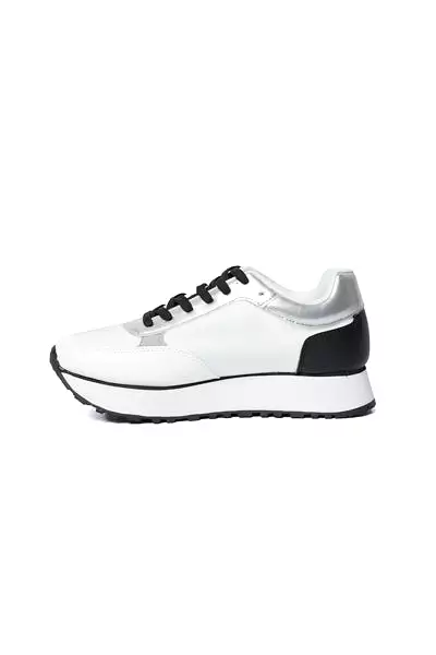 01-4562 Flat Sneaker