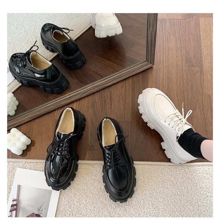 Faux Leather Platform Lace-Up Shoes BH22