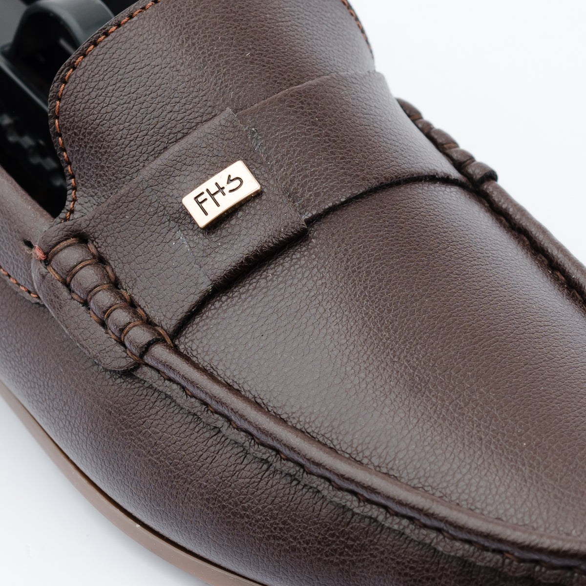 FHS Cross-Strapped Mocassin - Brown