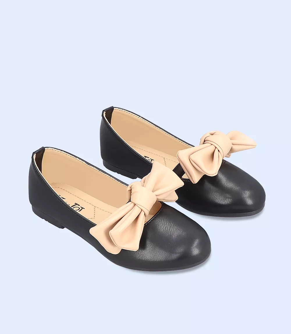 KG0021-BLACK-Girls Casual Shoe