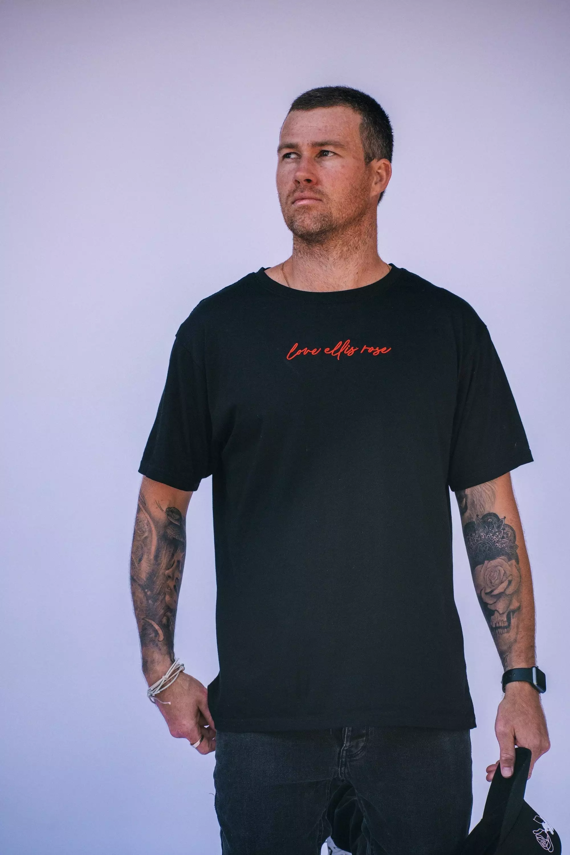 Men's Love Ellis Rose Oversized Tee - Black & Red