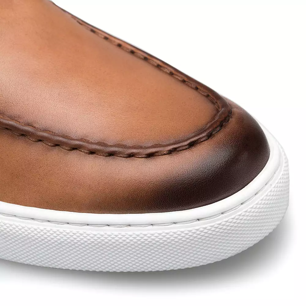 Whole Cut Slip On Sneaker